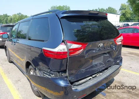 2018 Toyota Sienna Xle 8 Passenger from USA, damaged, VIN 5TDYZ3DCXJS924278